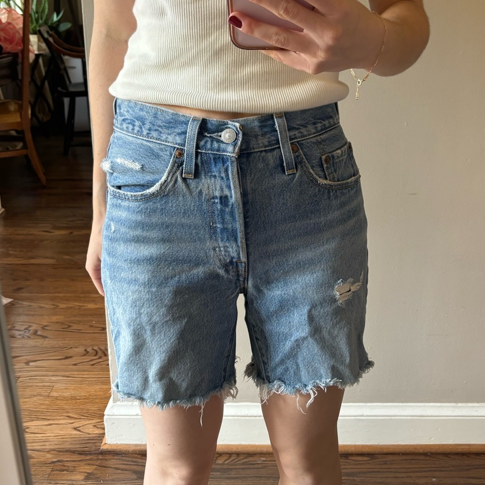 Levi’s 501 Denim Mid Thigh Cutoff Shorts size 24